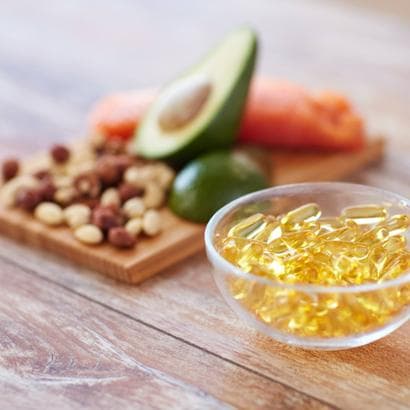 Kāpēc Omega-3 taukskābes ir svarīgas ikvienā vecumā? Skaidro farmaceite
