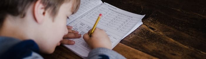 Kā atgriezties skolā bez stresa? 6 ieteikumi satraukuma mazināšanai bērniem un pieaugušajiem