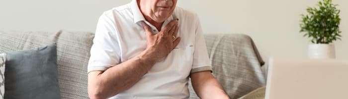 Klepus un sāpes kaklā – vīruss vai atviļņa slimība?