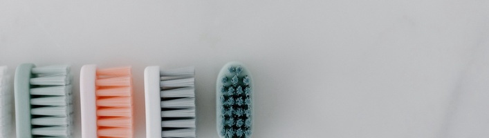 Nepatīkamā problēma – slikta elpa jeb halitoze. Kāpēc tā ir un kā ar to cīnīties?