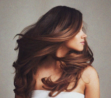 Kas ir biotīns un kādēļ tas ir tik svarīgs jūsu ādas un matu veselībai?